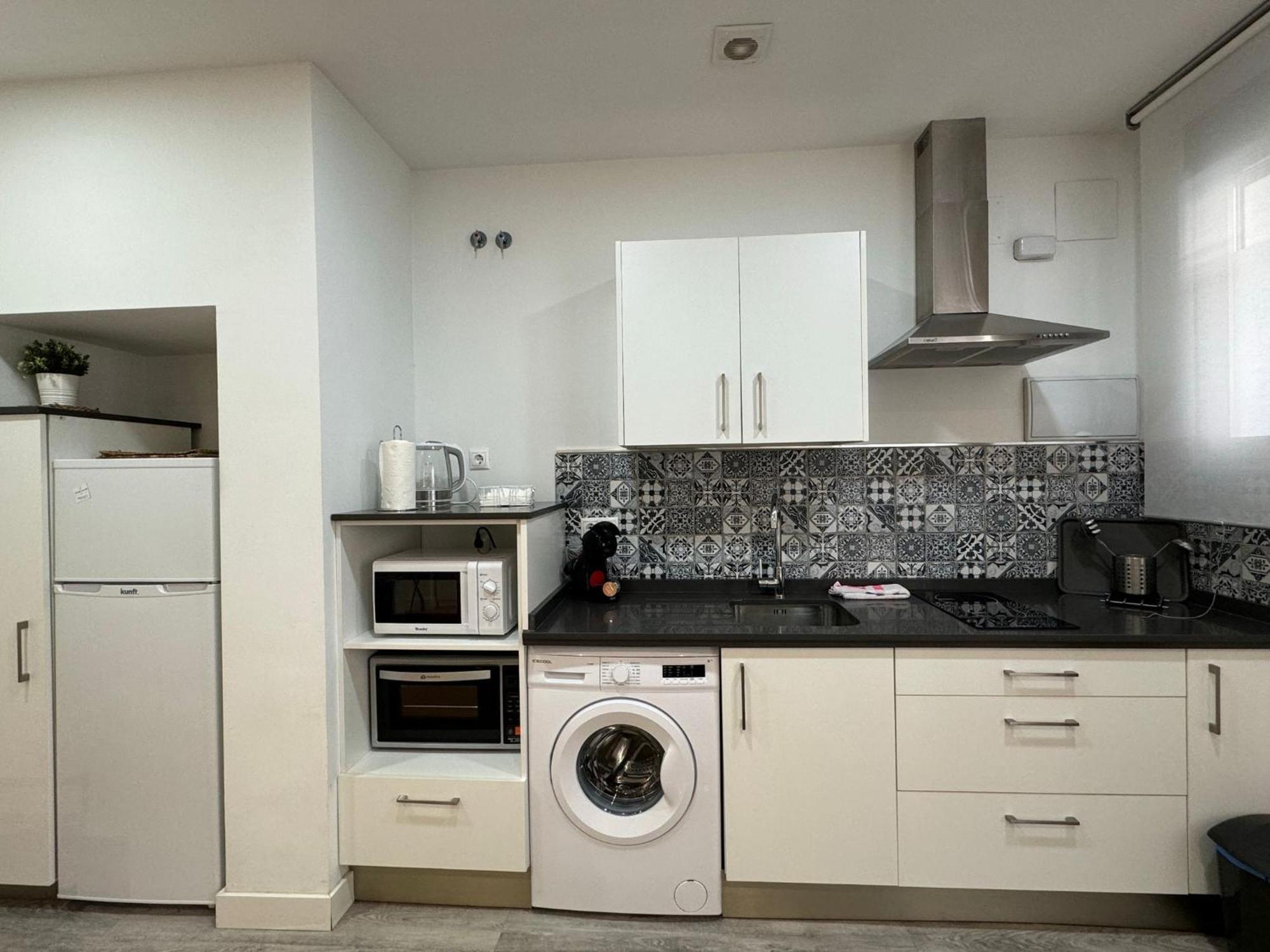 Apartamento Medina-Azahara Kordoba Bagian luar foto