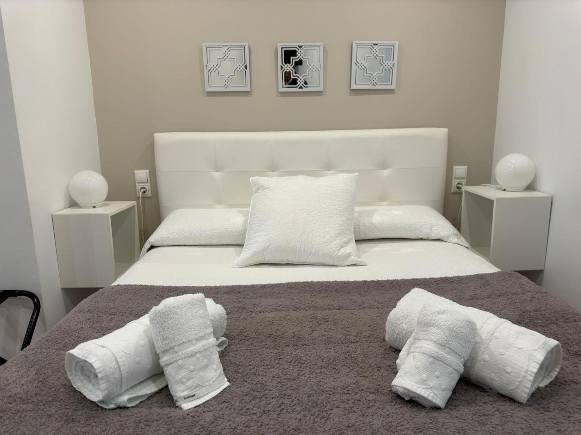 Apartamento Medina-Azahara Kordoba Bagian luar foto